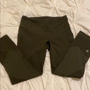 Lululemon leggings!